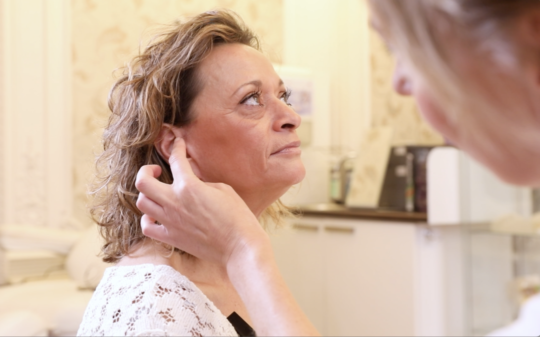 HELEN ONDERGING EEN FACELIFT BIJ DRS. PAULA ROOSSINK